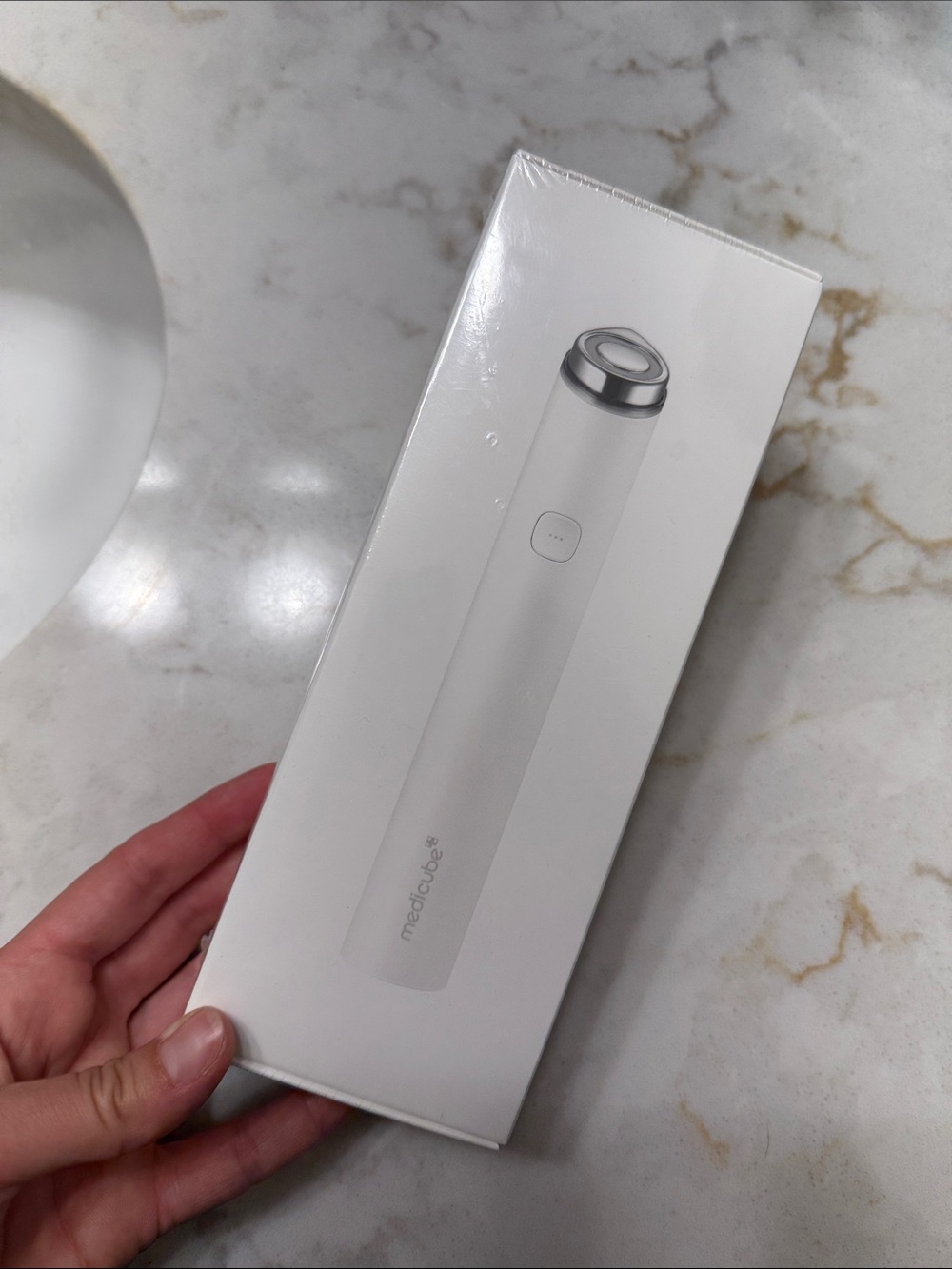 medicube Mini Booster Pro White | Affordable At-Home Facial Device for Beginners